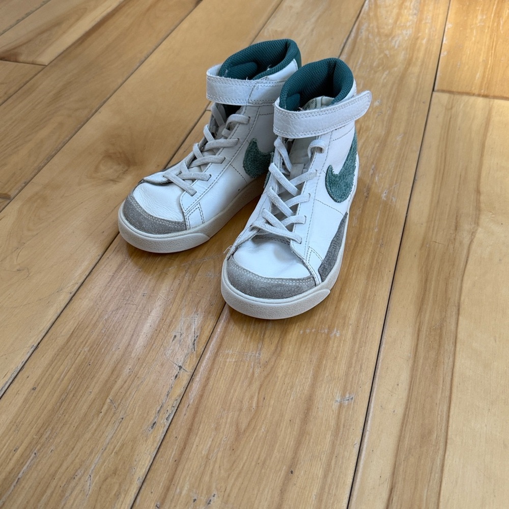 Nike Kids Blazer ‘77 sneaker